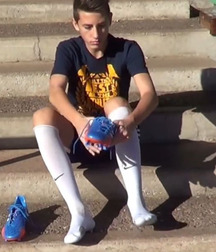 Boys wearing socks 5fb456eeefed2.jpg