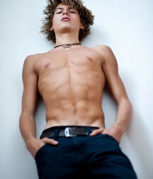 Stunning boy bodies 5fb5510a1400a.jpg