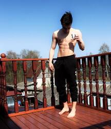 Barefoot boy hotties 5fb569009ea48.jpg