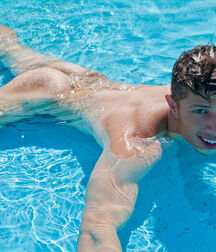 Beach boys and water rats 5fb5cb37749e3.jpg