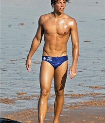 Beach boys and water rats 5fb5cb6de36b3.jpg