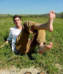 Worship the boys gorgeous feet 5fb6a7c539195.jpg