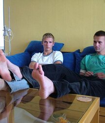 Worship the boys gorgeous feet 5fb6a7da38d51.jpg