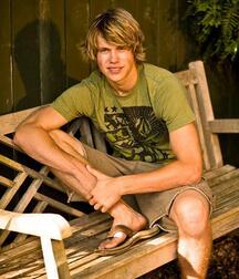 Worship the boys gorgeous feet 5fb6a8584e8a3.jpg