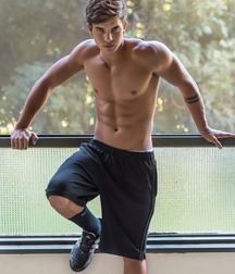 Gorgeous boy bodies 5fb6c0403e1a4.jpg