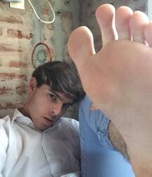 Addicted to boy feet
