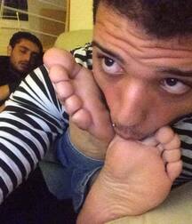 Addicted to boy feet 5fb6d9dd57b06.jpg