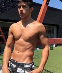Cute boys world 5fb6db943e3b3.jpg