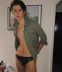 Cute boys world 5fb6dba33abe8.jpg