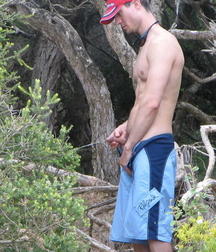 Boys taking a leak 5fb6f73104cb7.jpg