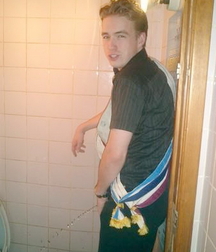 Boys taking a leak 5fb6f73ea895b.jpg