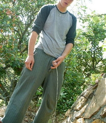 Boys taking a leak 5fb6f76b21f32.jpg