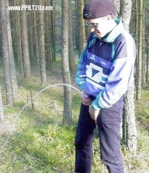 Boys taking a leak 5fb6f77dacf7c.jpg