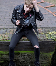 Sneaker and Jeans boys 5fb70b71c4f7d.jpg