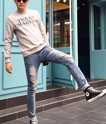 Sneaker and Jeans boys 5fb70be759a28.jpg