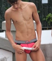 Sexy stunning boys 5fb800a8c2db9.jpg