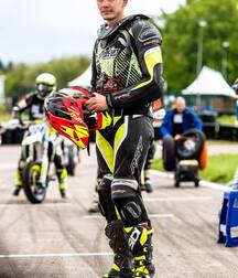 Biker boy hotties 5fb961aad153f.jpg