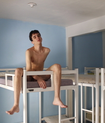 Cool boy feet 5fb9ae377c870.jpg