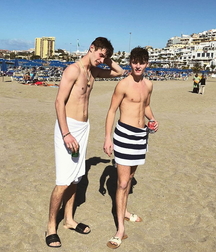 Cool boy feet 5fb9af231403d.jpg