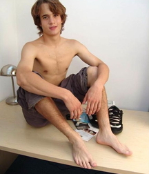Cool boy feet 5fb9af66d1a6f.jpg