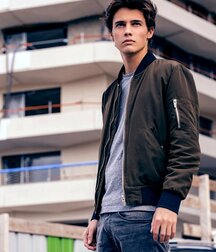 Leather loving hotties 5fb9c0100744b.jpg
