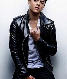 Leather loving hotties 5fb9c0c00ceee.jpg