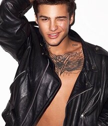 Leather loving hotties 5fb9c0ee9b2fa.jpg