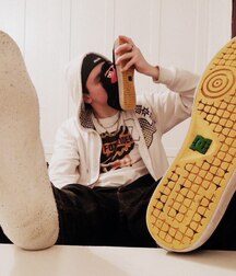 Addicted to sneaks and socks 5fba8d2554ed1.jpg