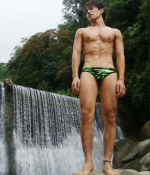 Swim and beach boys 5fba9a0d7576a.jpg