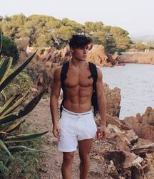 Swim and beach boys 5fba9a625c141.jpg