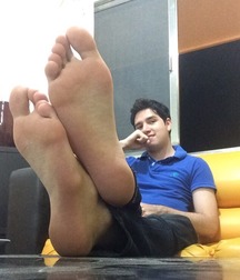 Loving classmate's feet 5fbabc16547d3.jpg