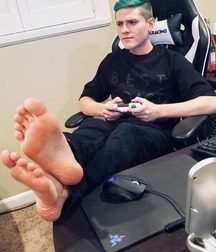 Loving classmate's feet 5fbabcbd57b40.jpg