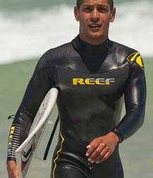 Sports boys in wetsuit 5fbaf298bc0f3.jpg