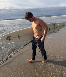 Sports boys in wetsuit 5fbaf2dfb31fd.jpg