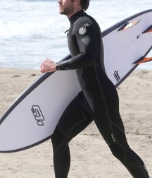Sports boys in wetsuit 5fbaf2ef63a37.jpg