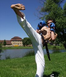 Karate and Footfighters 5fbaf6478ac56.jpg