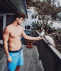 Bois in beach shorts 5fbc0e6860319.jpg