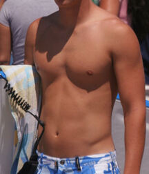 Bois in beach shorts 5fbc0e7af3a98.jpg