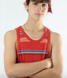 Boys wearing baseball caps 5fbc0ff83e366.jpg