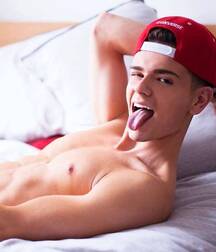 Boys wearing baseball caps 5fbc1027d9bd8.jpg