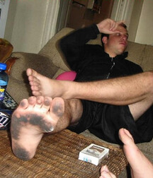 You will like my dirty feet soon 5fbd8a60210dd.jpg