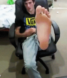 You will like my dirty feet soon 5fbd8a69ed145.gif