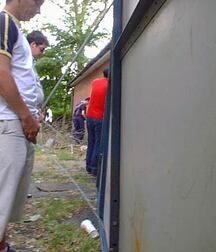 Boys go for a pee 5fbecf2eb9430.jpg
