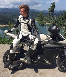 Biker boys in Leather 5fc04202c9891.jpg