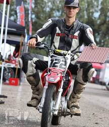 Biker boys in Leather 5fc042103e5fb.jpg
