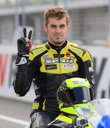 Biker boys in Leather 5fc0421bc7719.jpg