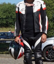 Biker boys in Leather 5fc042320eb6a.jpg