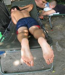 The boys gorgeous feet 5fc2cf9050884.jpg