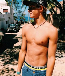 Boys and twinks 2 5fc2e88b315b2.jpg