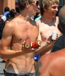 Boys show body and abs 5fc334c866158.jpg
